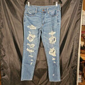 American Eagle Tom Girl destructed Jeans. Size 6